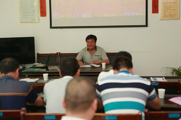 基層區(qū)隊深入開展黨紀(jì)條規(guī)學(xué)習(xí)活動